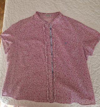 Blusa Lloyd's Flores Manga Corta Talla 48