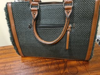 Bolso Parfois negro con 2 asas y cinta