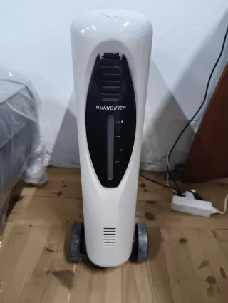 Radiador de baño de aceite blanco con ruedas