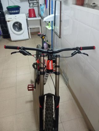 Giant Glory 2.0 Bicicleta Descenso