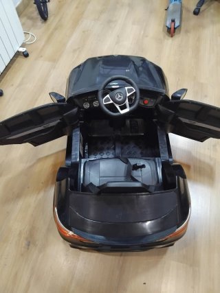 Coche eléctrico Mercedes Benz
