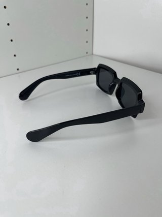 Occhiali da sole neri rettangolari Y2K UV400