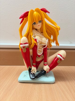 Figura de Akane de Guren
