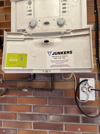 Caldera Junkers Blanca