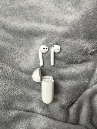 Airpods 2da Gen Apple Blancos
