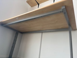 Escritorio Ikea 72x139 y Estantería