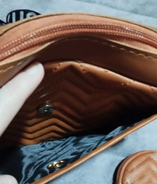 Bolso bandolera acolchado con monedero