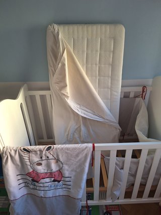 Cuna Micuna 60x120 + Colchón. Se aceptan envios.