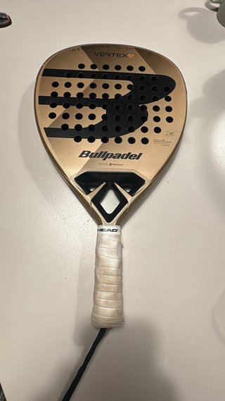 Pala de pádel Vertex 04
