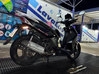 Kymco Agility City 125 Negra