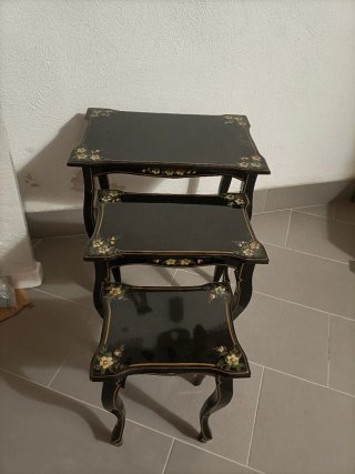 Cómoda estilo japonés negra