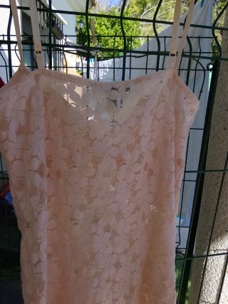 Camiseta Mango Basics encaje rosa Talla M