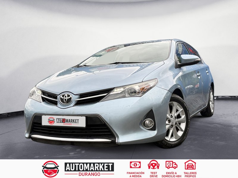 Toyota Auris 2013 - foto 1
