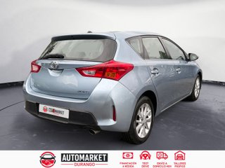 Toyota Auris 2013