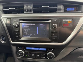 Toyota Auris 2013