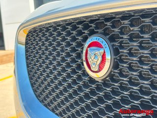 Jaguar F-Pace 2018
