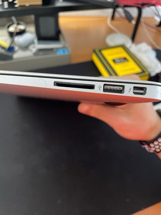 MacBook Air 13” (2017)
