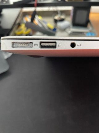 MacBook Air 13” (2017)