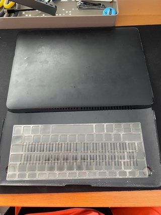 MacBook Air 13” (2017)