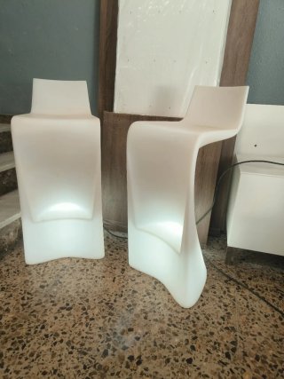 Taburetes altos luminosos exterior