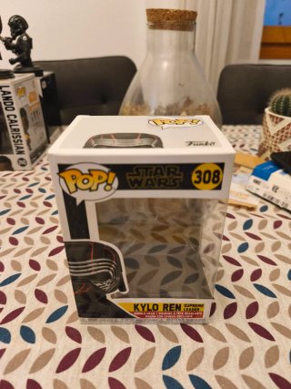 Funko Pop Star Wars Kylo Ren #308