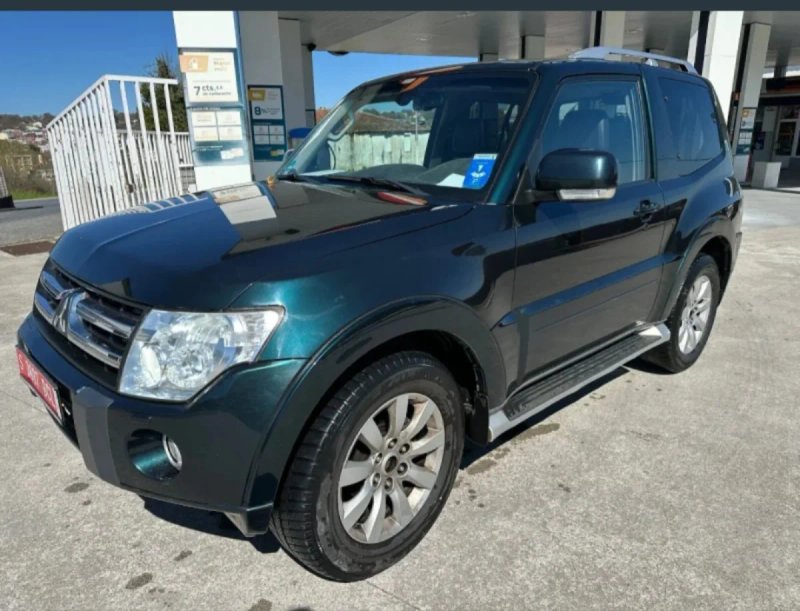Mitsubishi Montero 2010 - foto 1
