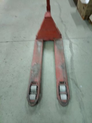 Transpaleta manual BT LIFTERS