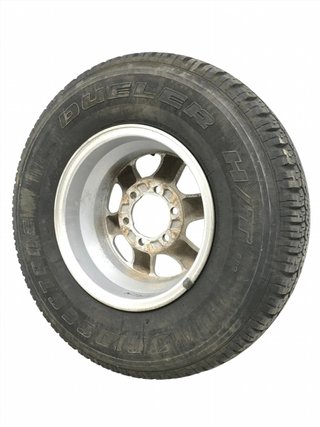 LLanta para Mitsubishi Montero II