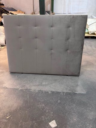 Cabecero de cama tapizado gris