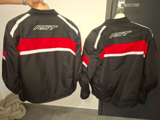 2 unodades hombre .mujer Chaquetas Moto RST Negra