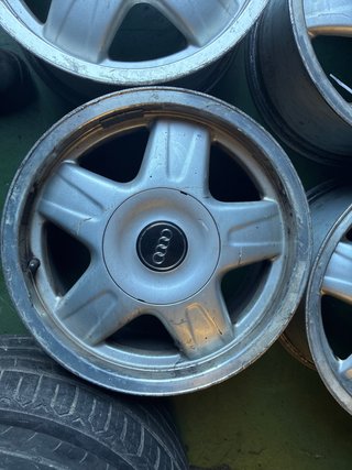 Llantas Audi 15 Aluminio Clásico (4uds)