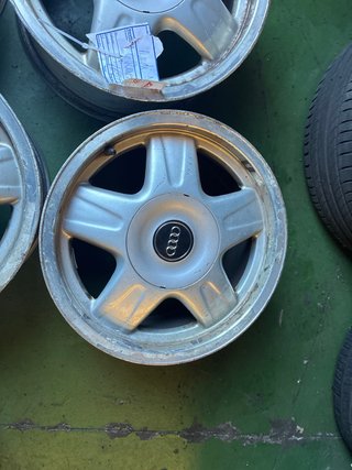 Llantas Audi 15 Aluminio Clásico (4uds)