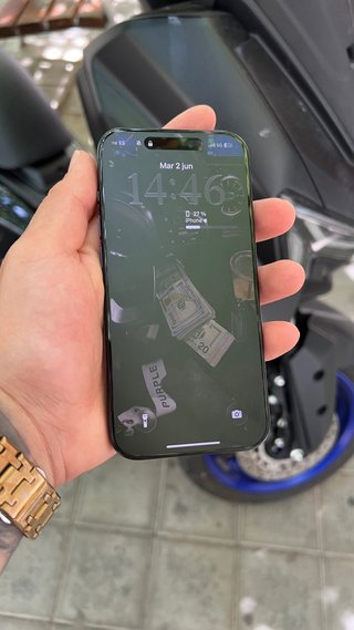 iPhone 15 Pro azul