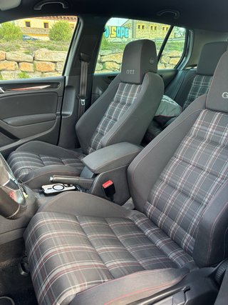 Volkswagen Golf GTI DSG