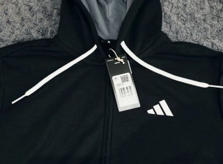 Chaqueta Adidas Talla S Negra y blanco