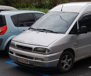 FIAT escudo 2003
