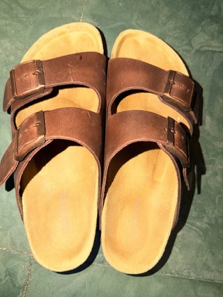 Sandalias Dustin Marrones