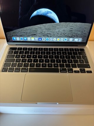 MacBook Air M2 13,6” 8GB/512GB