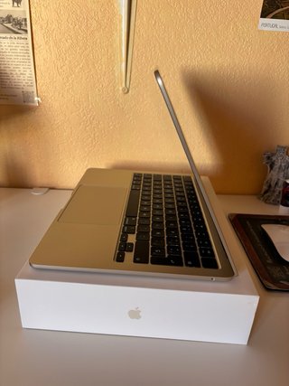 MacBook Air M2 13,6” 8GB/512GB