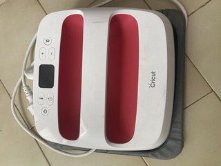 Cricut Explore 3 + EasyPress + gran lote vinilo