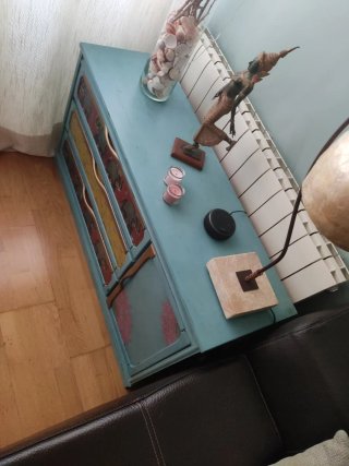 Mueble restaurado azul elefantes