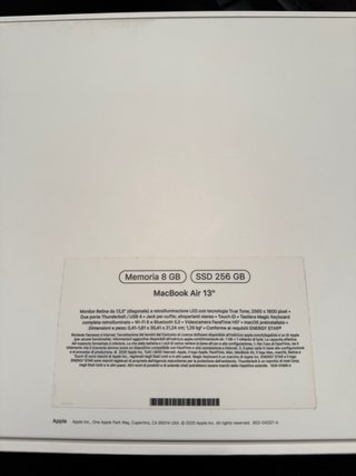 MacBook Air M1 2020, 8GB RAM, 256GB SSD