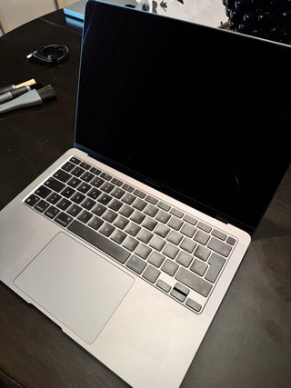 MacBook Air M1 2020, 8GB RAM, 256GB SSD