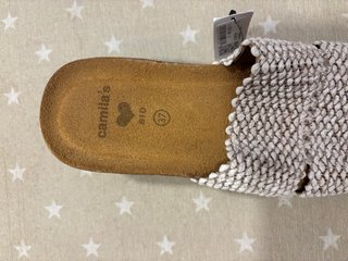 Cuñas marca Camilla’s Verano Beige/Blanco Talla 37