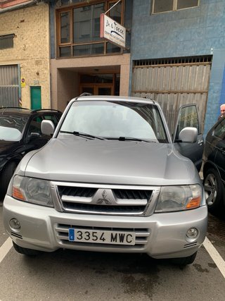 Mitsubishi Montero 2005