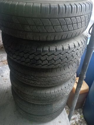 6 ruedas Ford Transit 2.5 d.  195 R 14C