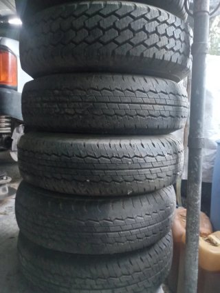 6 ruedas Ford Transit 2.5 d.  195 R 14C