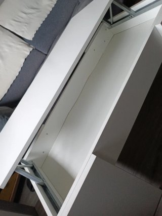 Mesa de centro blanca elevable para salón/comedor