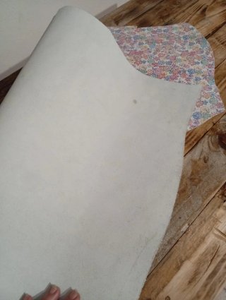 Piel serraje estampada floral