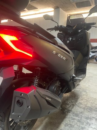 Wottan Storm-T 125cc con baúl GIVI 34L